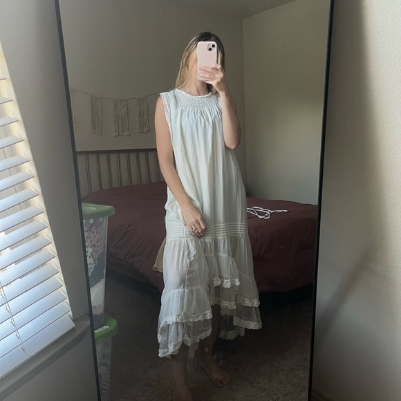 Free People Dresses & Skirts - SOLD Free People Lace bottom midi dress